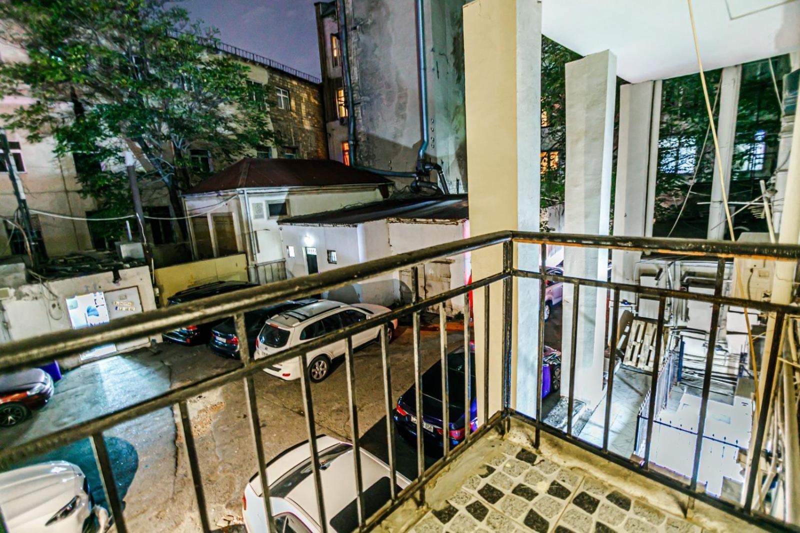 M Estate. 2 Room Home In Targovu 바쿠 외부 사진